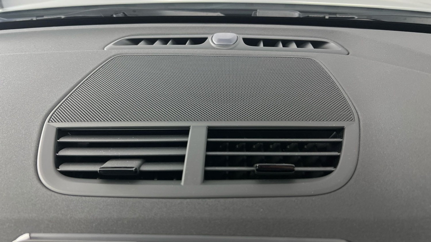 Used Polestar Polestar 2 2025 for sale - 76372819: Photo 24