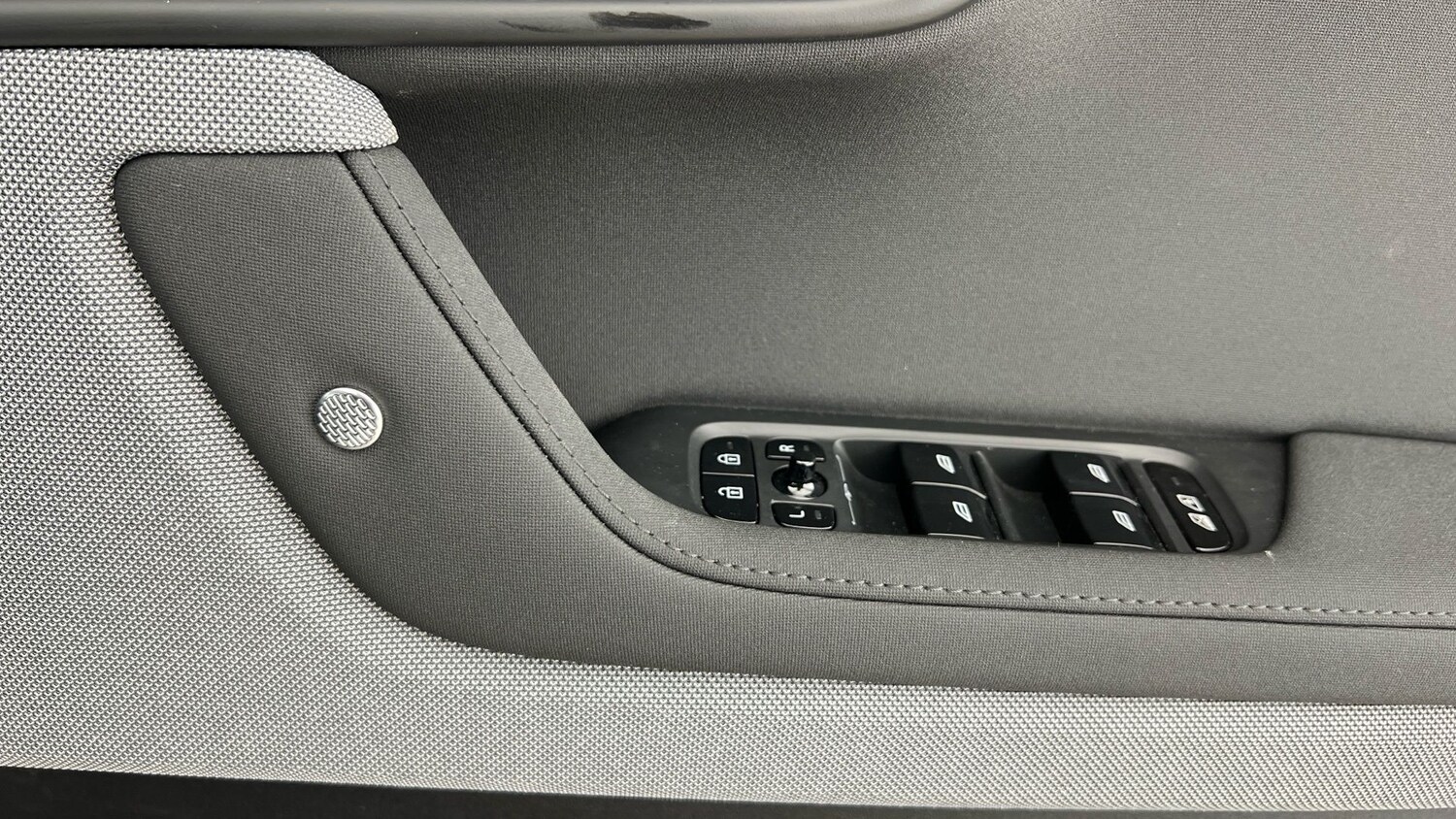 Vehicle 33