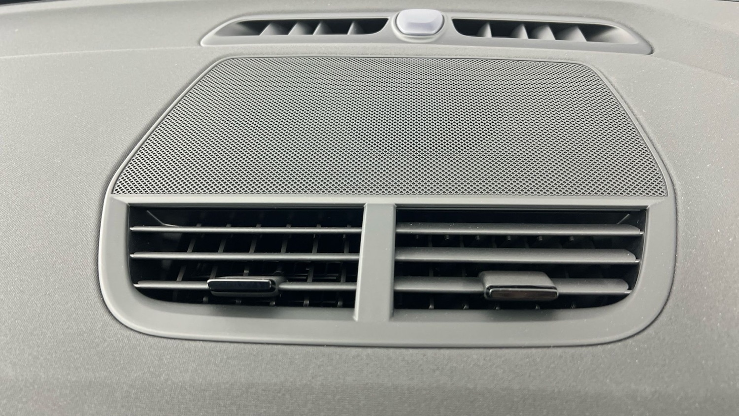 Used Polestar Polestar 2 2025 for sale - 76544609: Photo 24