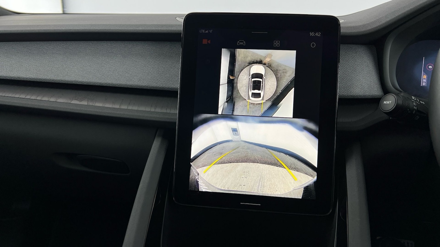 Used Polestar Polestar 2 2025 for sale - 77690862: Photo 36