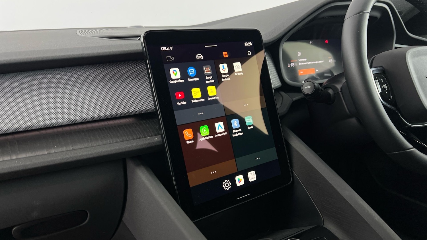 Used Polestar Polestar 2 2024 for sale - 76647805: Photo 13