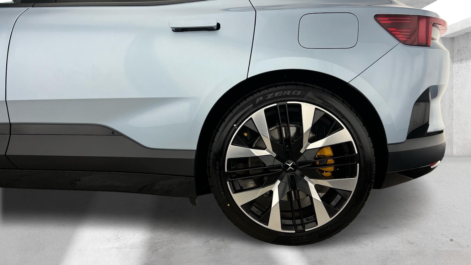 Used Polestar Polestar 4 2025 for sale - 78022325: Photo 27