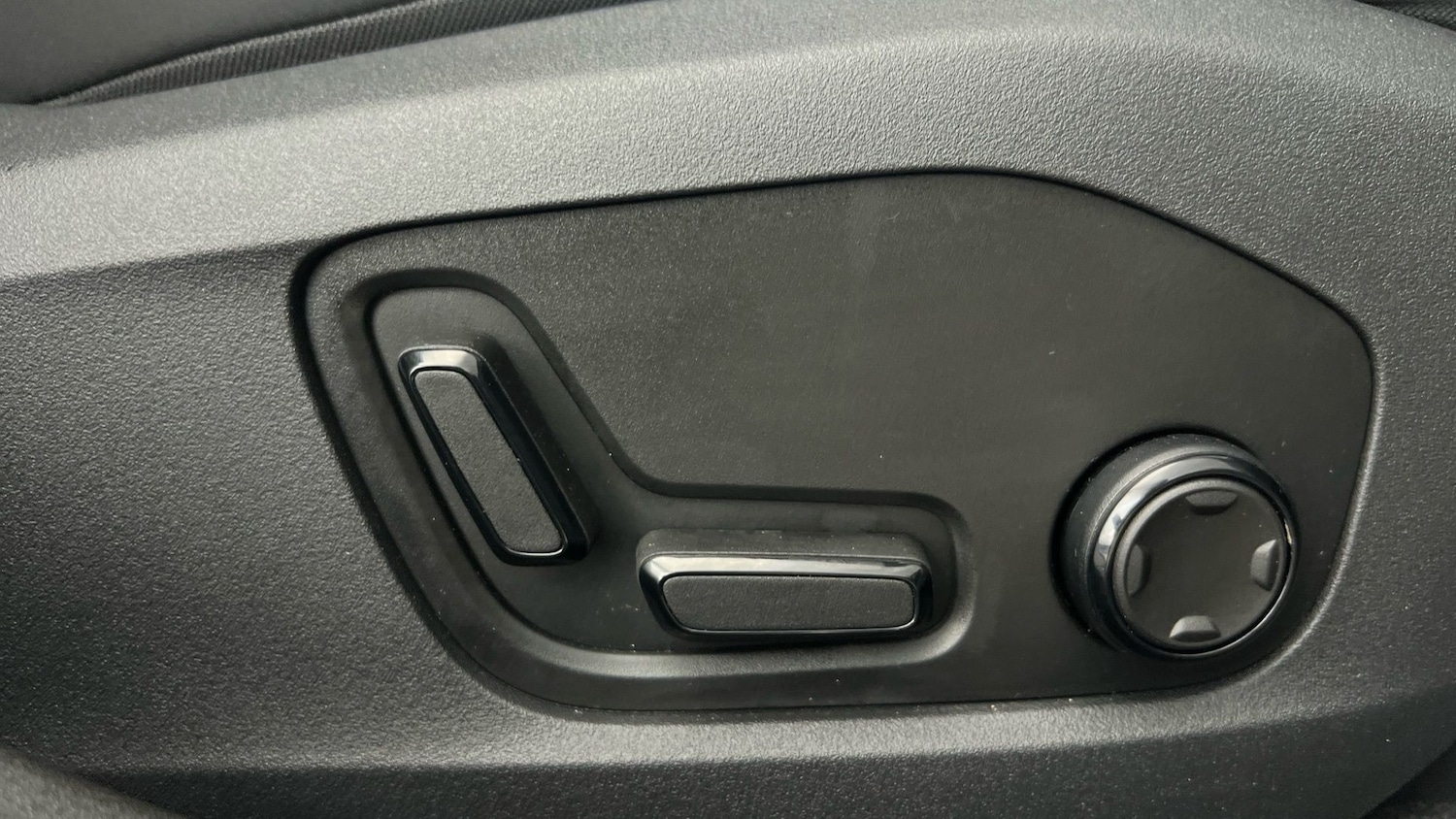 Used Polestar Polestar 4 2025 for sale - 78022325: Photo 38