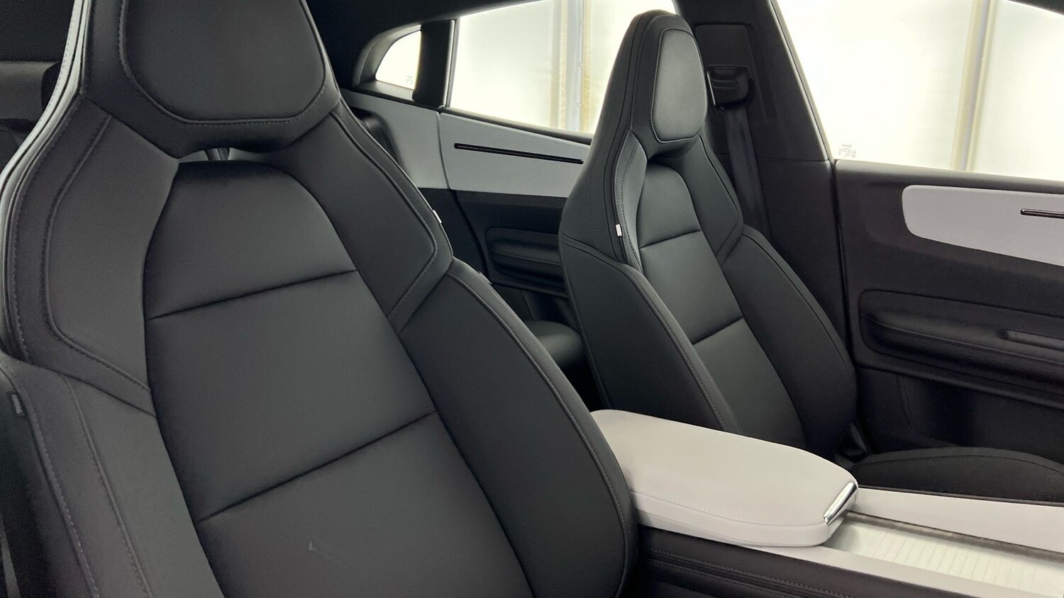 Used Polestar Polestar 4 2025 for sale - 77855707: Photo 18