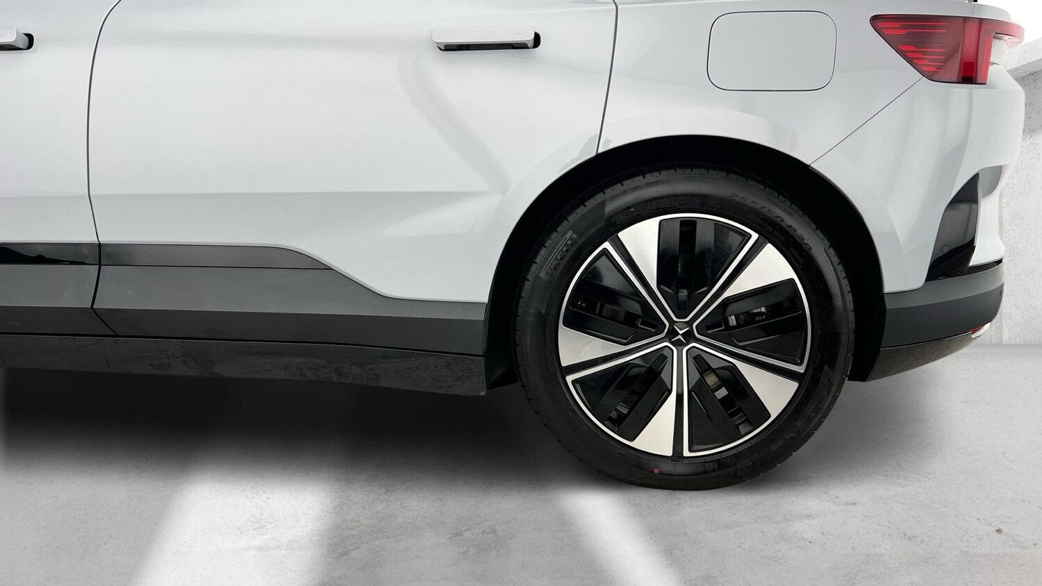 Used Polestar Polestar 4 2025 for sale - 77855707: Photo 27