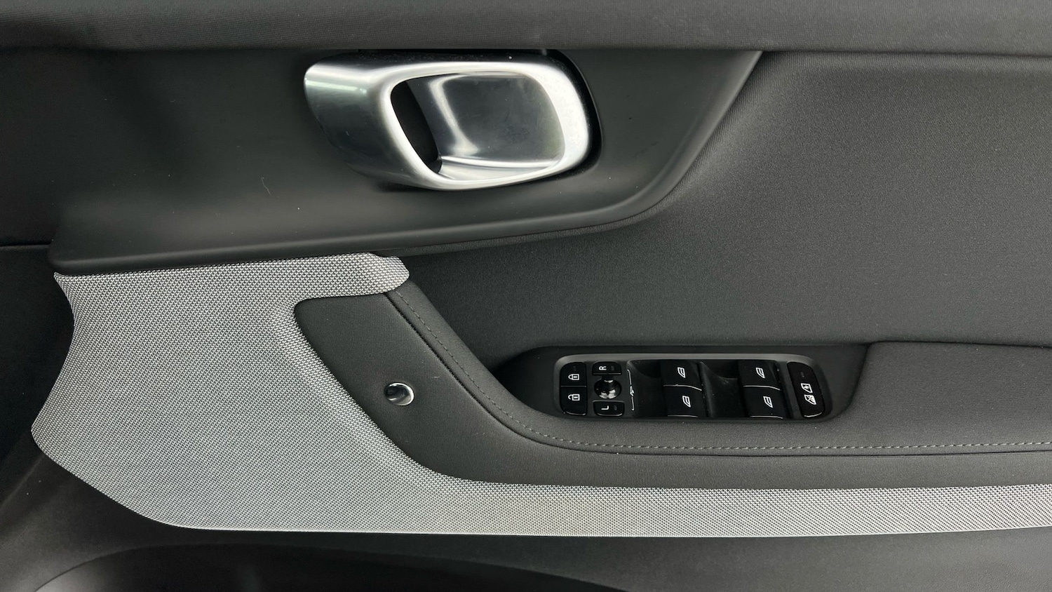 Used Polestar Polestar 2 2025 for sale - 77285735: Photo 33