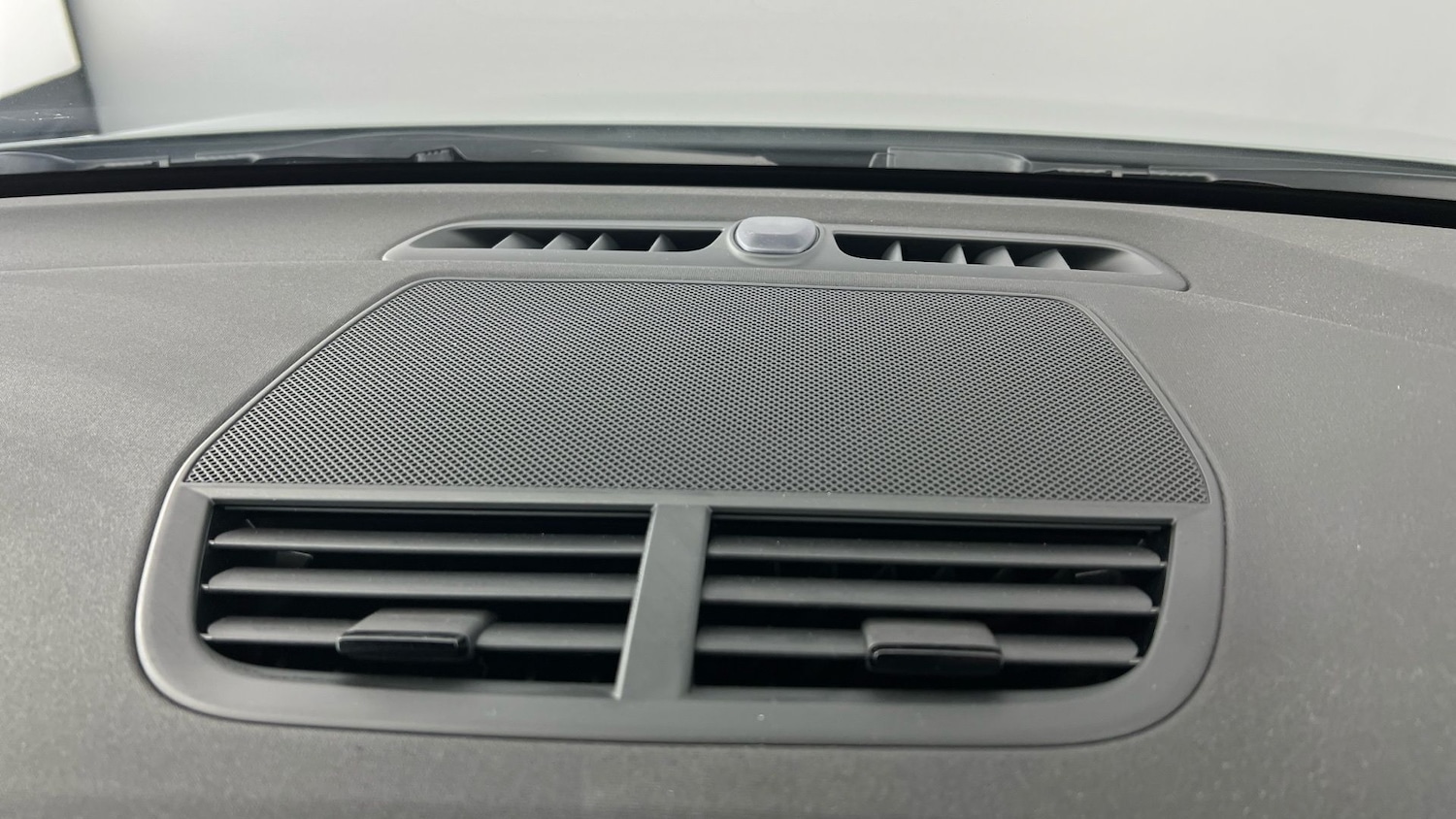 Used Polestar Polestar 2 2025 for sale - 78140436: Photo 24