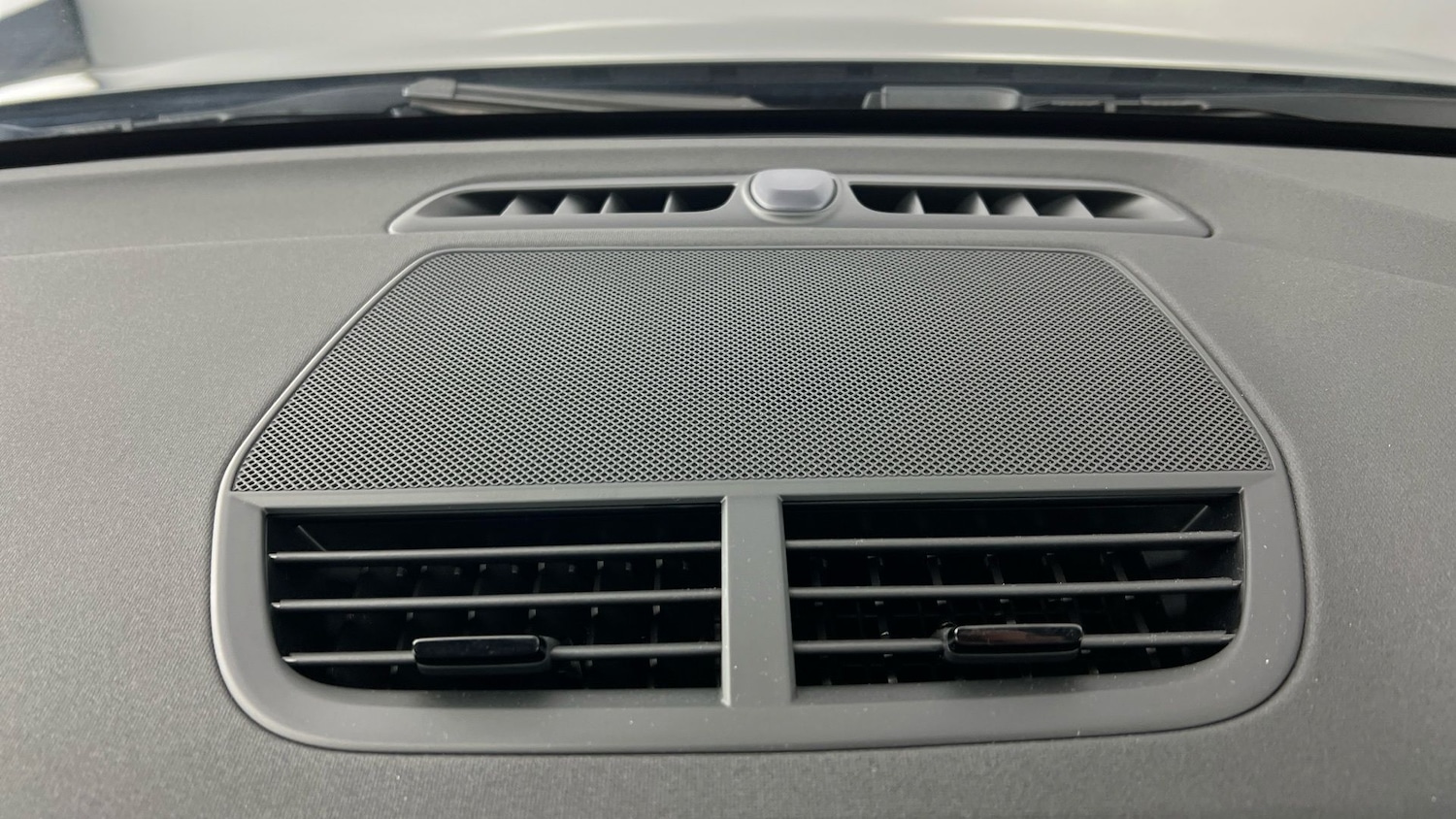 Used Polestar Polestar 2 2025 for sale - 77690880: Photo 24