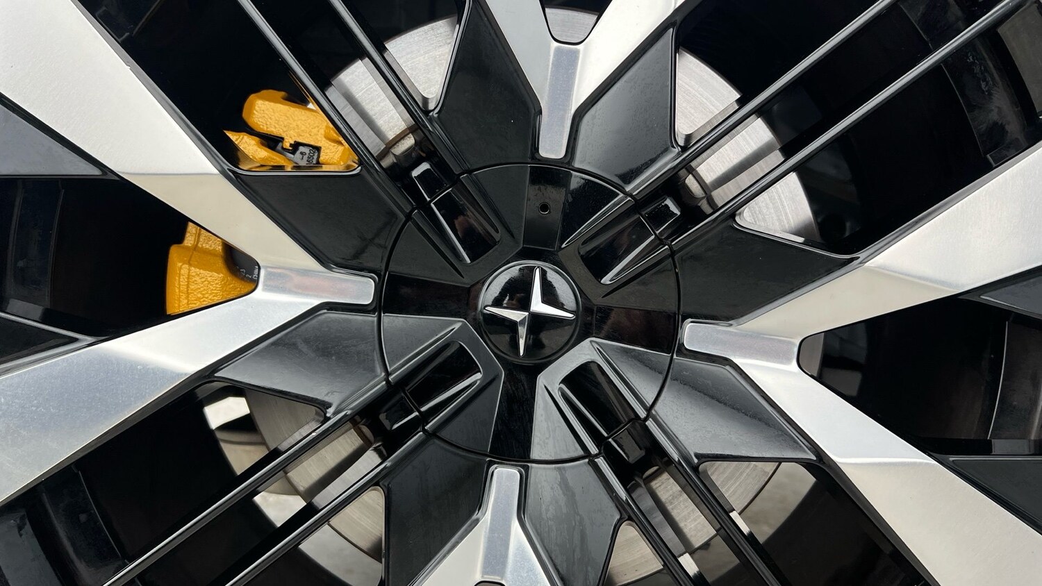 Used Polestar Polestar 4 2025 for sale - 76745195: Photo 39