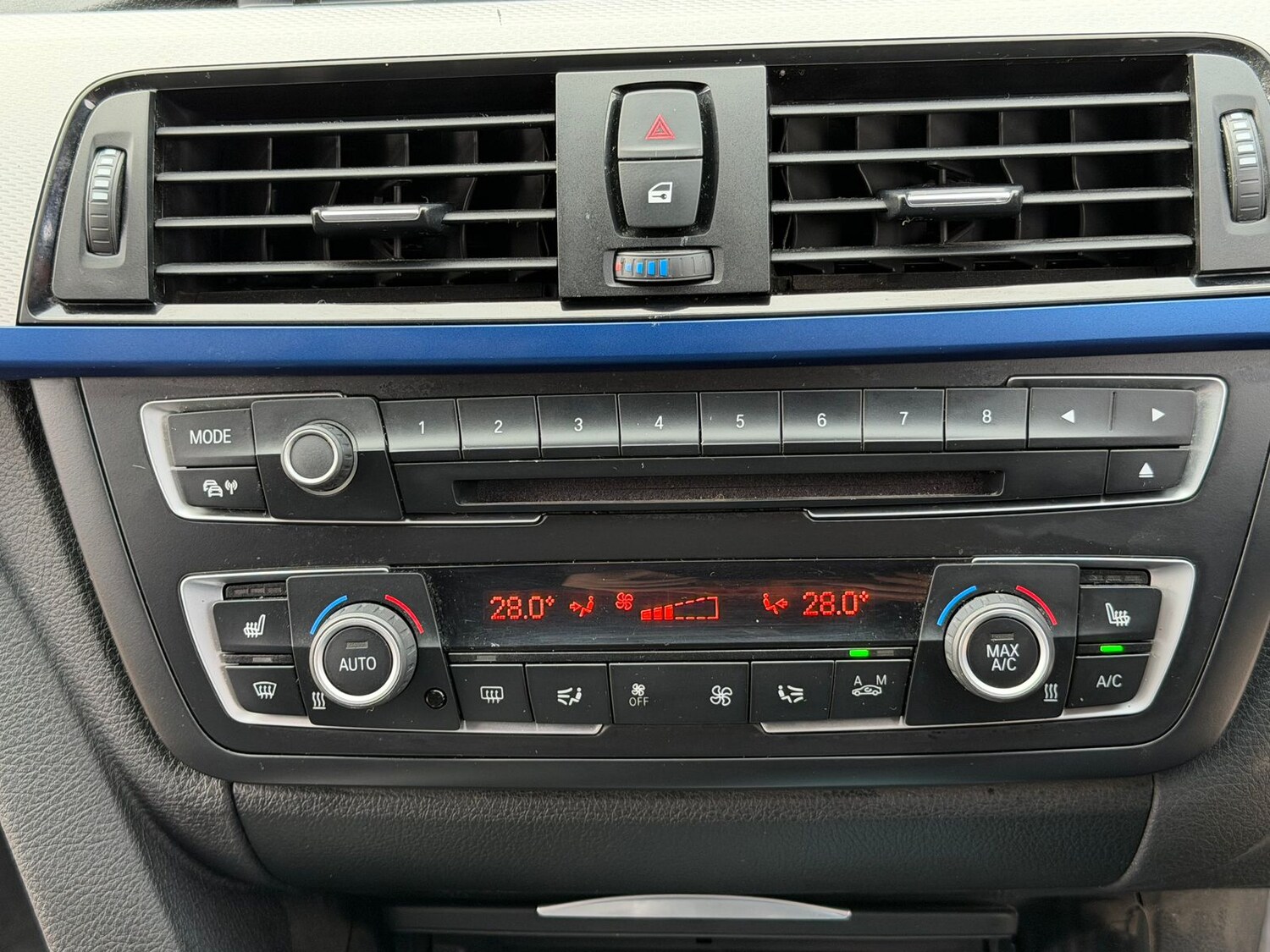 Used BMW 3 Series 2014 for sale - 77578526: Photo 25