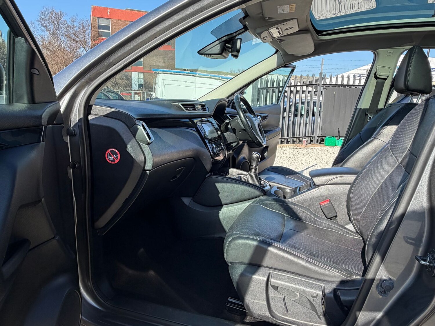 Used Nissan Qashqai 2015 for sale - 77755898: Photo 13