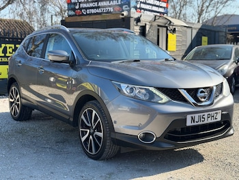 Used Nissan Qashqai 2015 for sale - 77755898: Photo