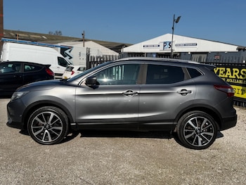 Used Nissan Qashqai 2015 for sale - 77755898: Photo