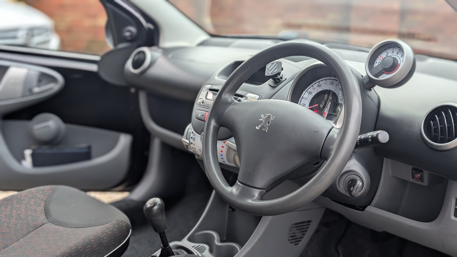 Used Peugeot 107 2009 for sale - 77516646: Photo 12