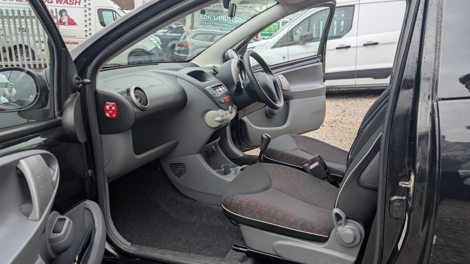 Used Peugeot 107 2009 for sale - 77516646: Photo 15