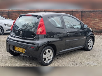 Used Peugeot 107 2009 for sale - 77516646: Photo