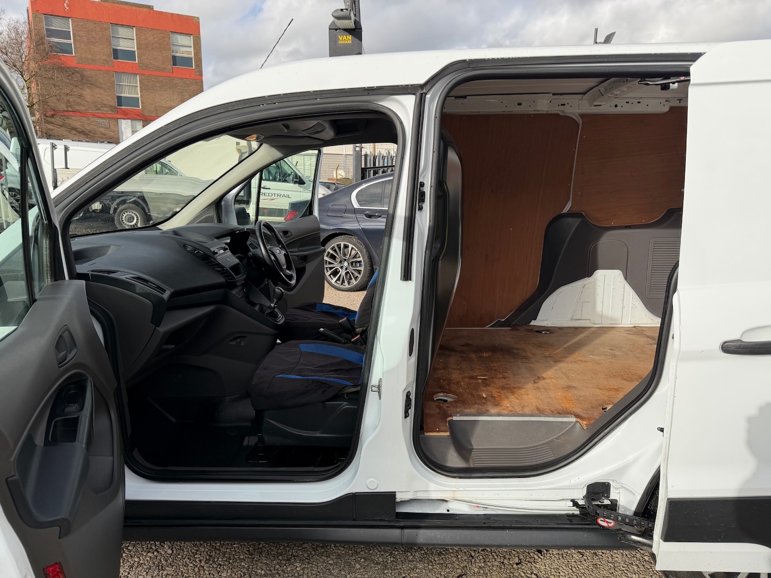 Used Ford Transit Connect 2019 for sale - 77516666: Photo 3