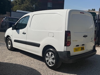 Used Citroen Berlingo 2017 for sale - 79622757: Photo