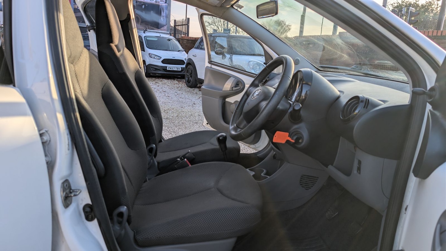 Used Toyota AYGO 2011 for sale - 77578525: Photo 14