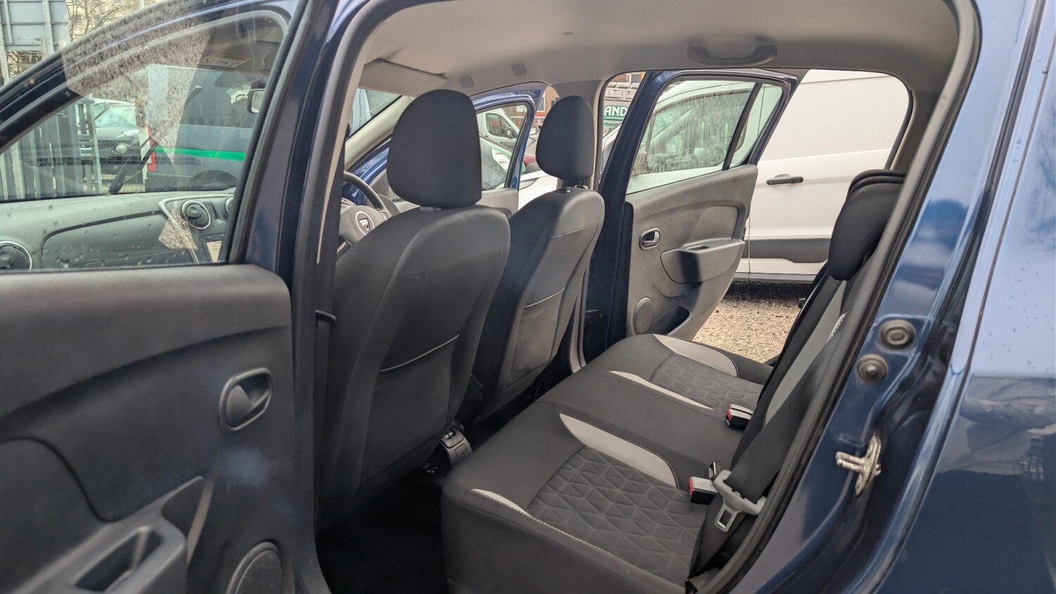 Used Dacia Sandero Stepway 2016 for sale - 77516539: Photo 19