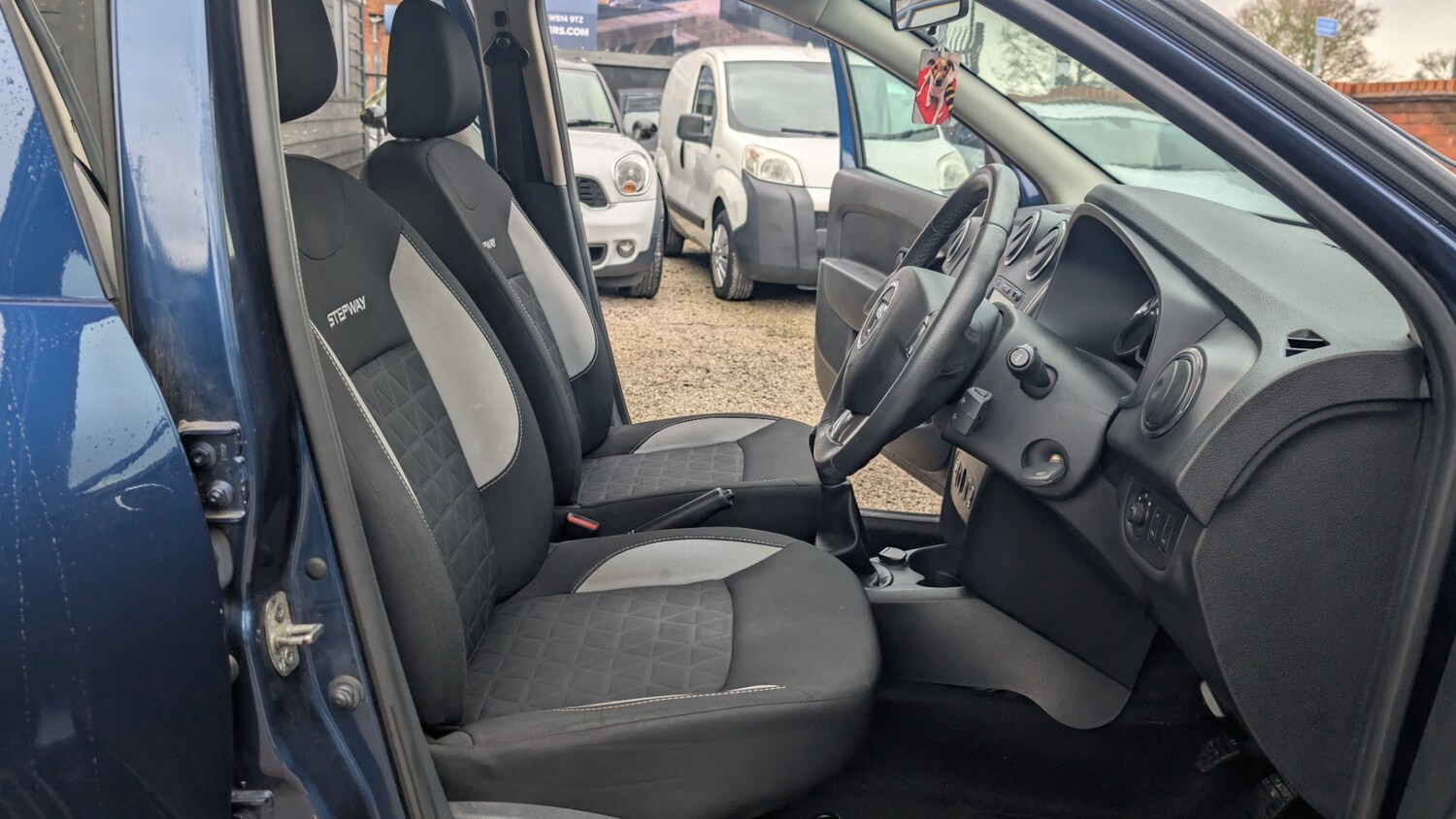 Used Dacia Sandero Stepway 2016 for sale - 77516539: Photo 25