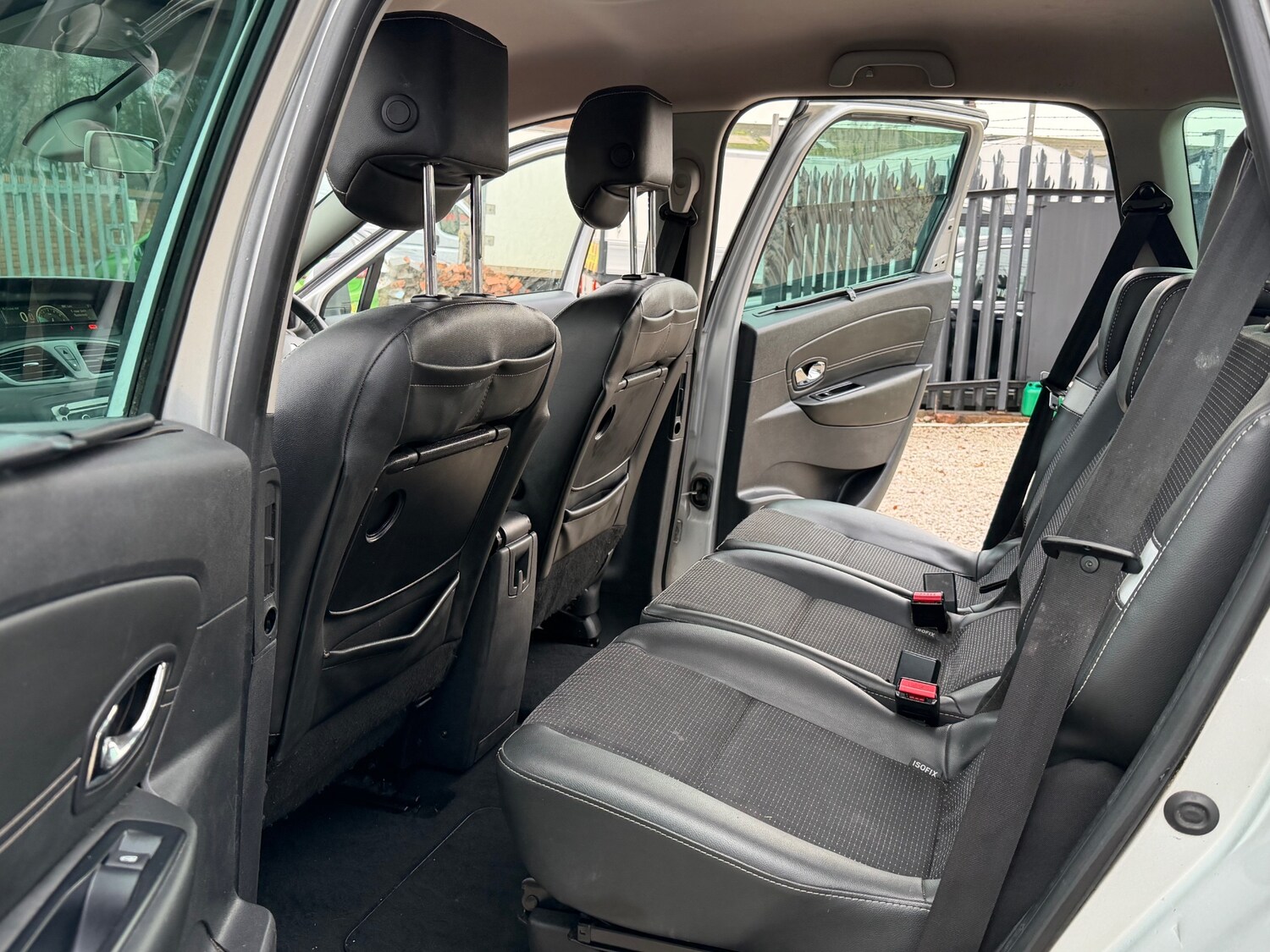 Used Renault Scenic 2013 for sale - 77516655: Photo 11