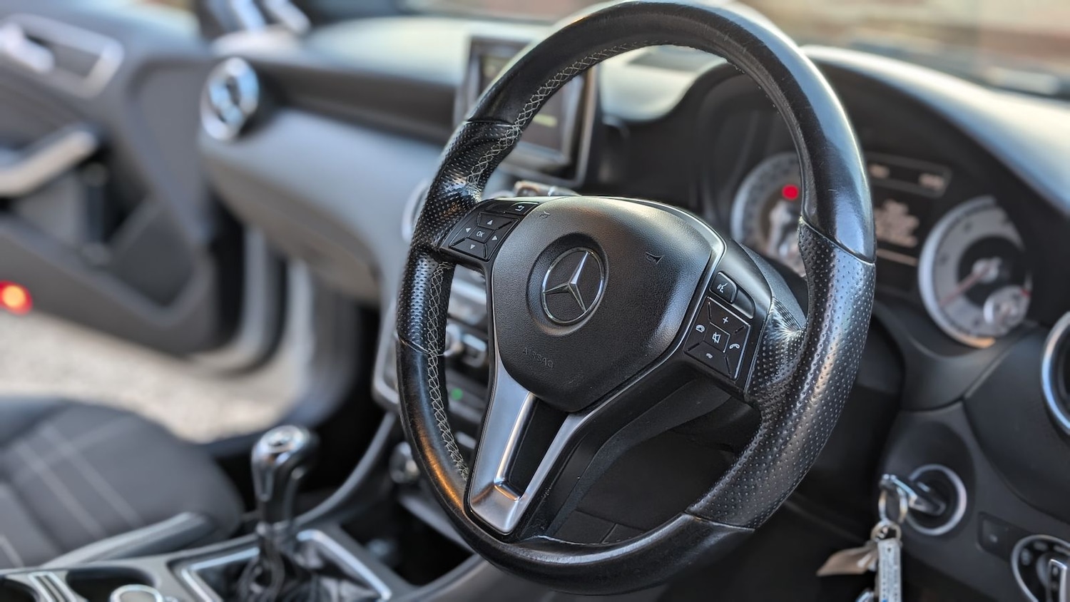 Used Mercedes-Benz A-Class 2013 for sale - 77578545: Photo 18