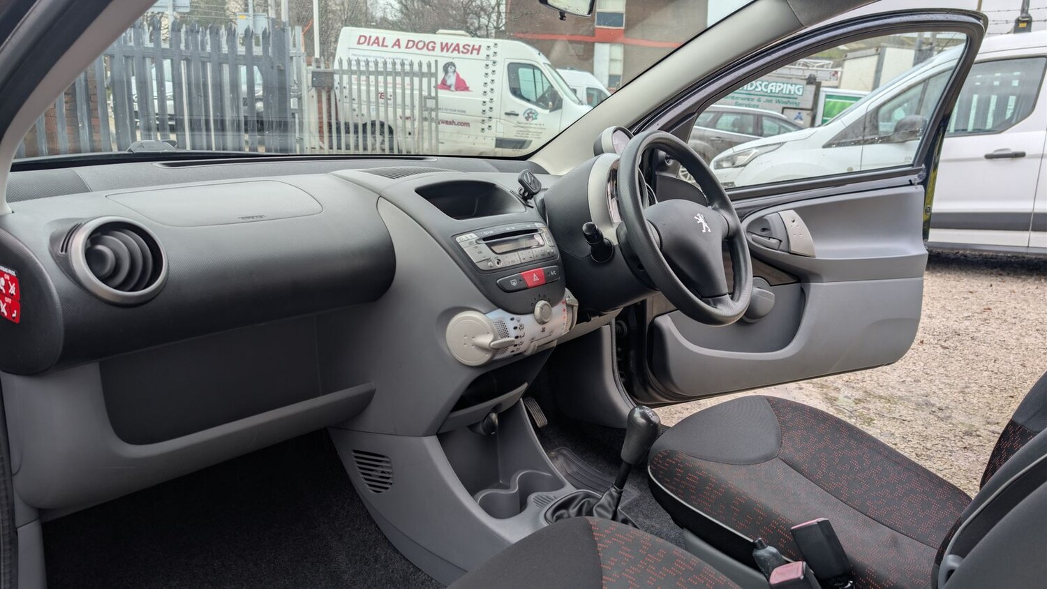 Used Peugeot 107 2009 for sale - 77578534: Photo 15