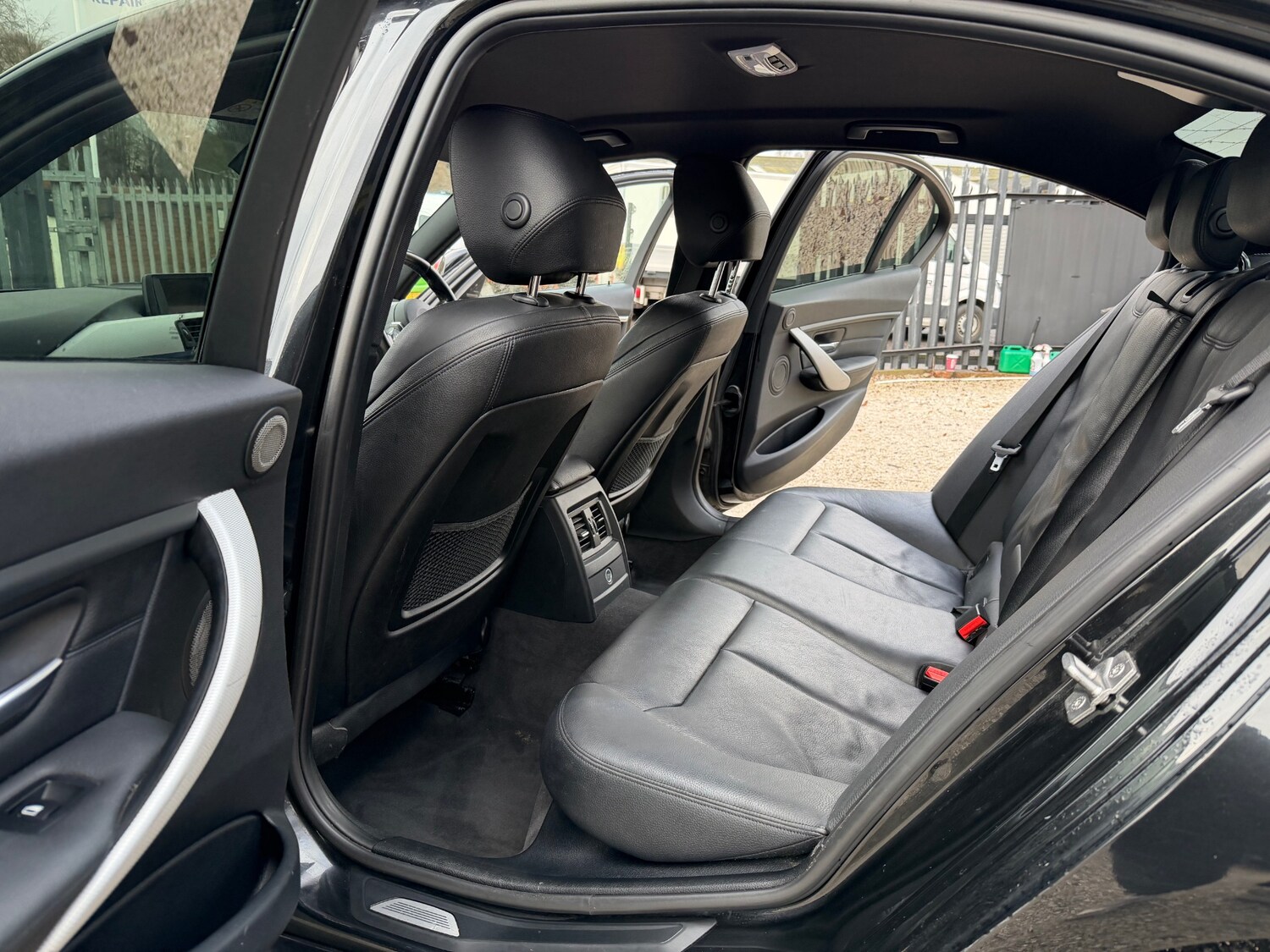 Used BMW 3 Series 2014 for sale - 77531951: Photo 11