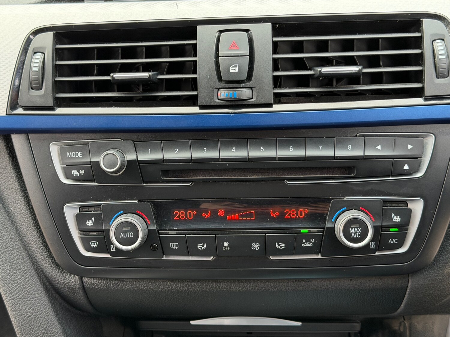 Used BMW 3 Series 2014 for sale - 77531951: Photo 23