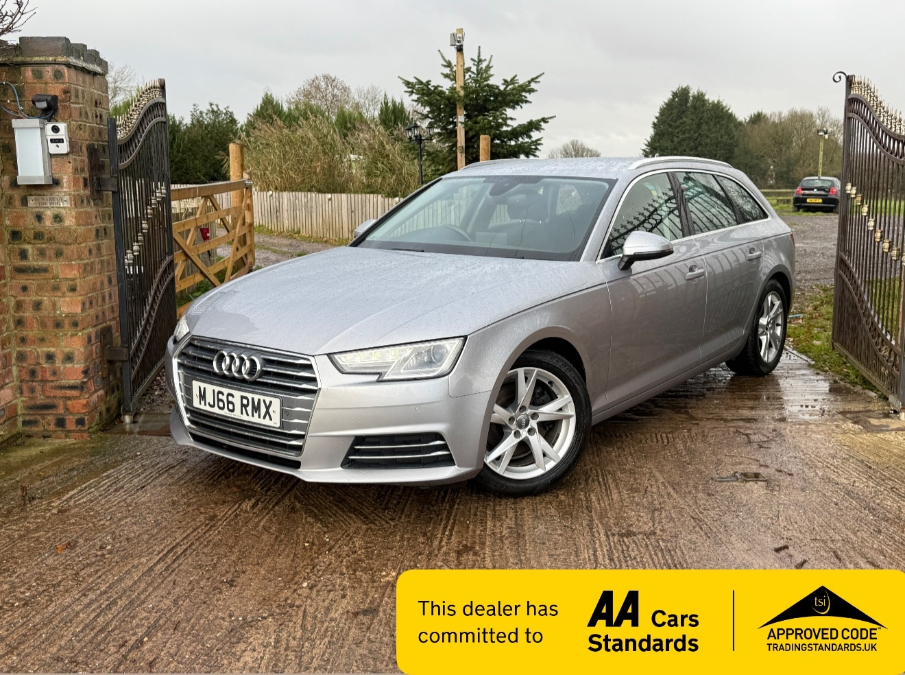 Used Audi A4 2016 for sale - 76682404: Photo 1