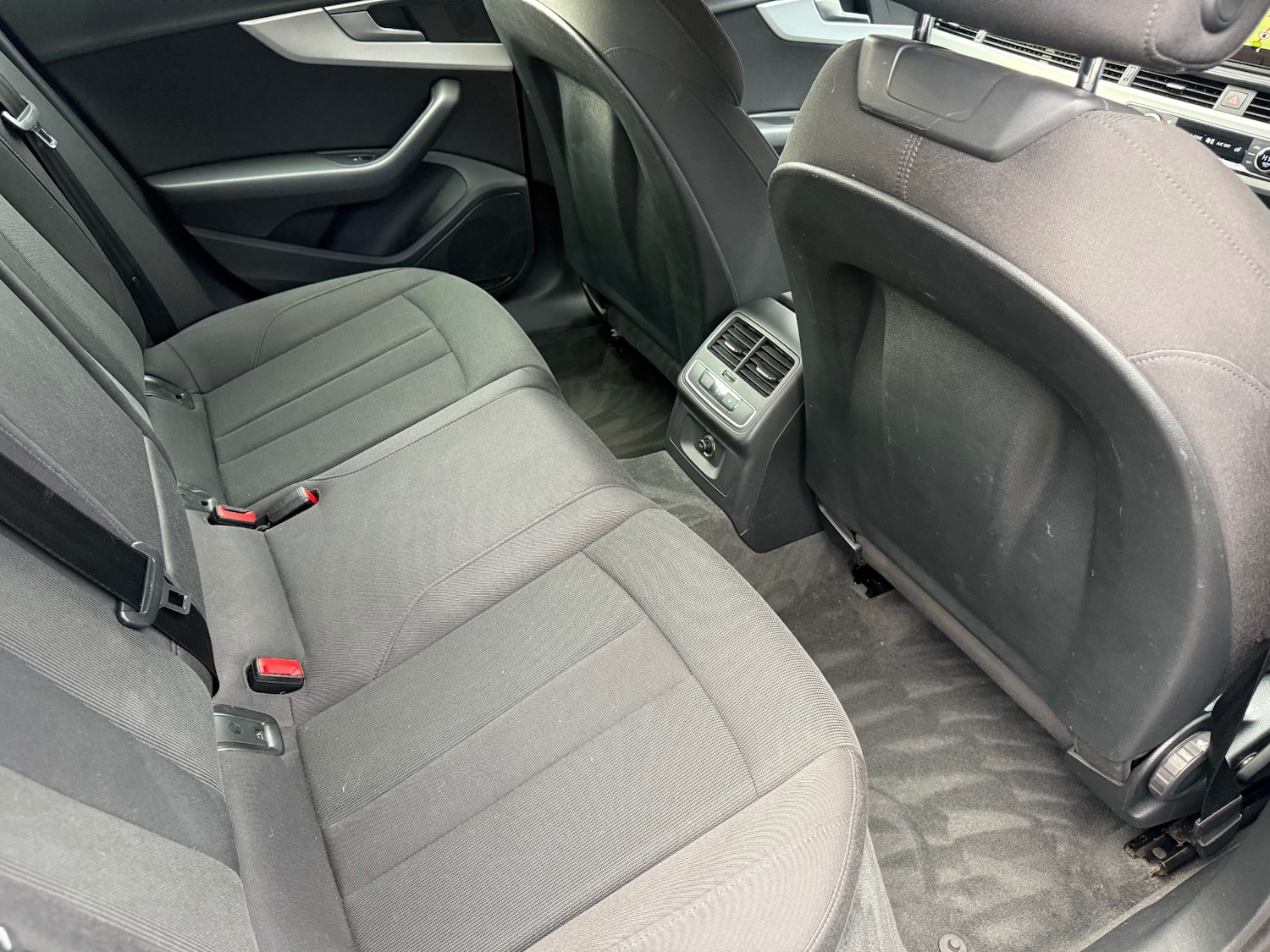 Used Audi A4 2016 for sale - 76682404: Photo 11