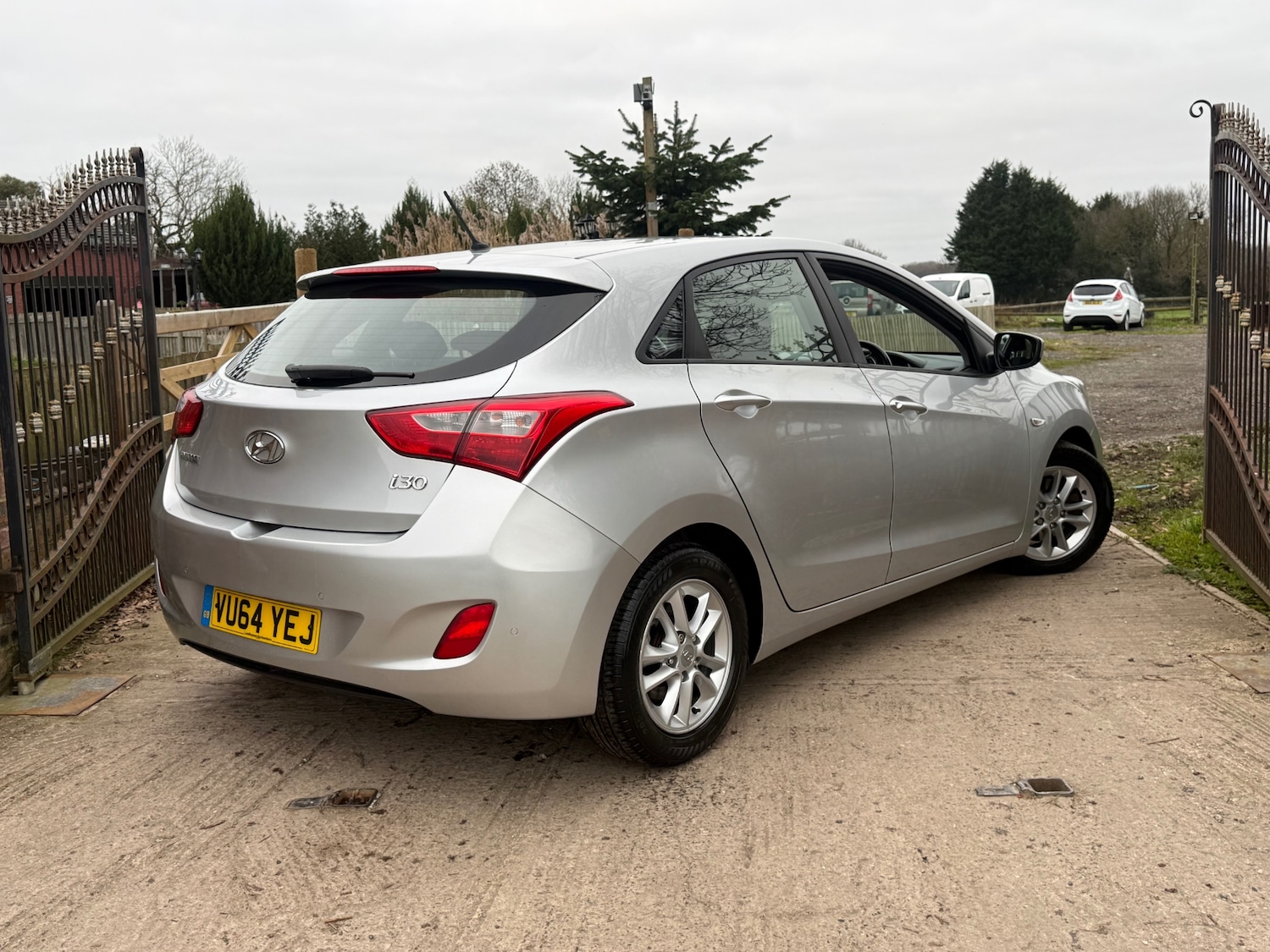 Used Hyundai i30 2014 for sale - 77069271: Photo 4