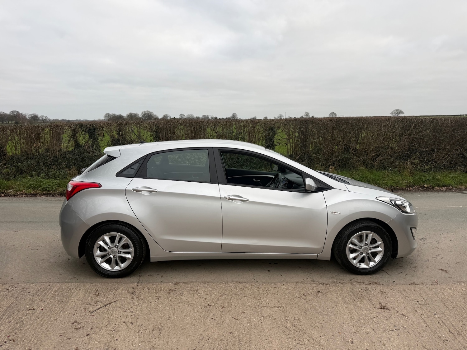 Used Hyundai i30 2014 for sale - 77069271: Photo 6
