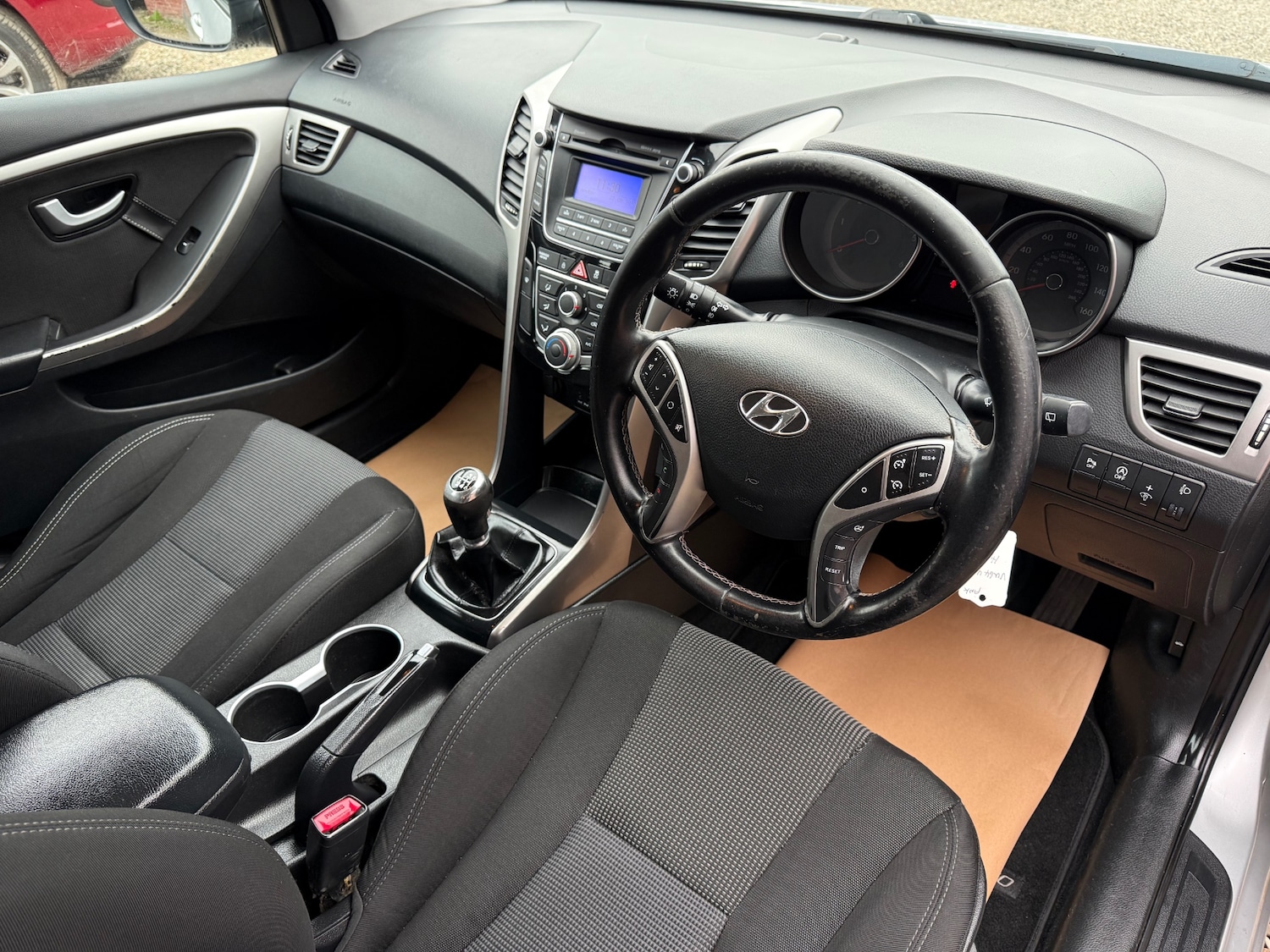 Used Hyundai i30 2014 for sale - 77069271: Photo 9