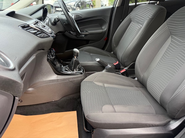 Used Ford Fiesta 2013 for sale - 76143936: Photo 11