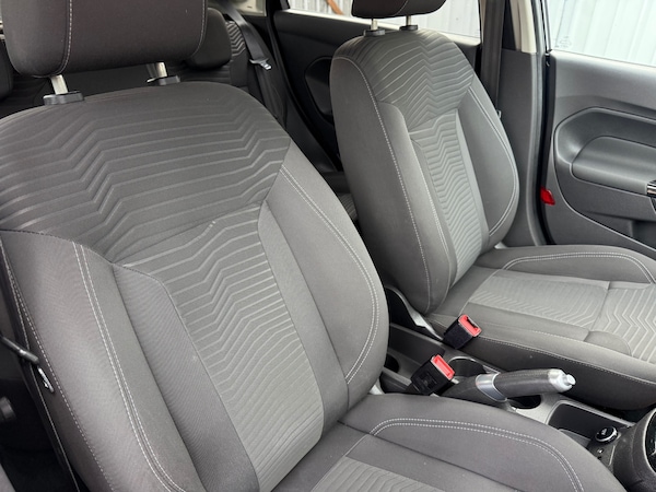 Used Ford Fiesta 2013 for sale - 76143936: Photo 18