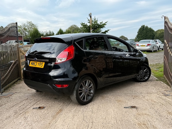 Used Ford Fiesta 2013 for sale - 76143936: Photo 4