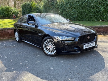 Used Jaguar XE 2016 for sale - 77945251: Photo