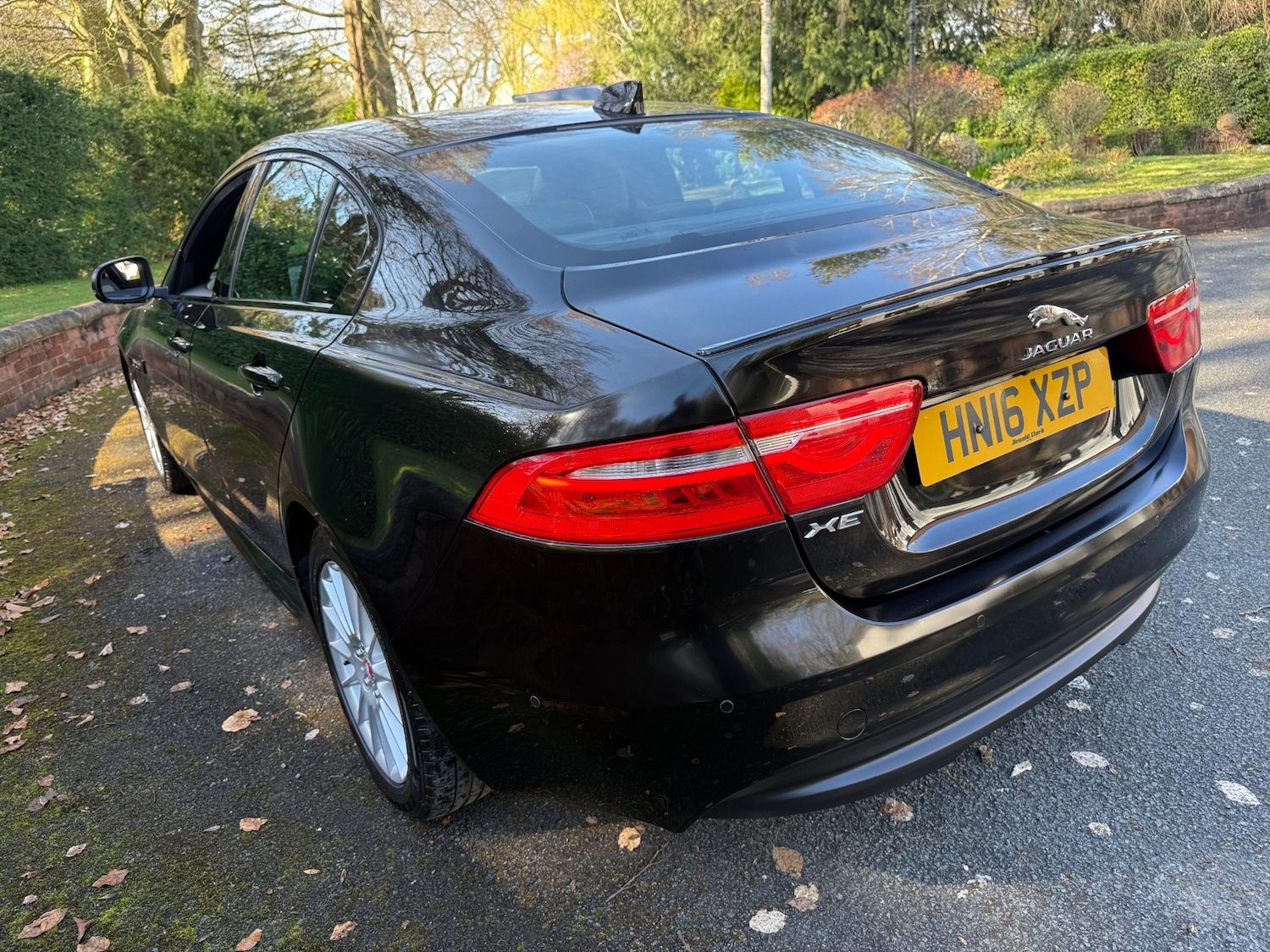 Used Jaguar XE 2016 for sale - 77945251: Photo 7