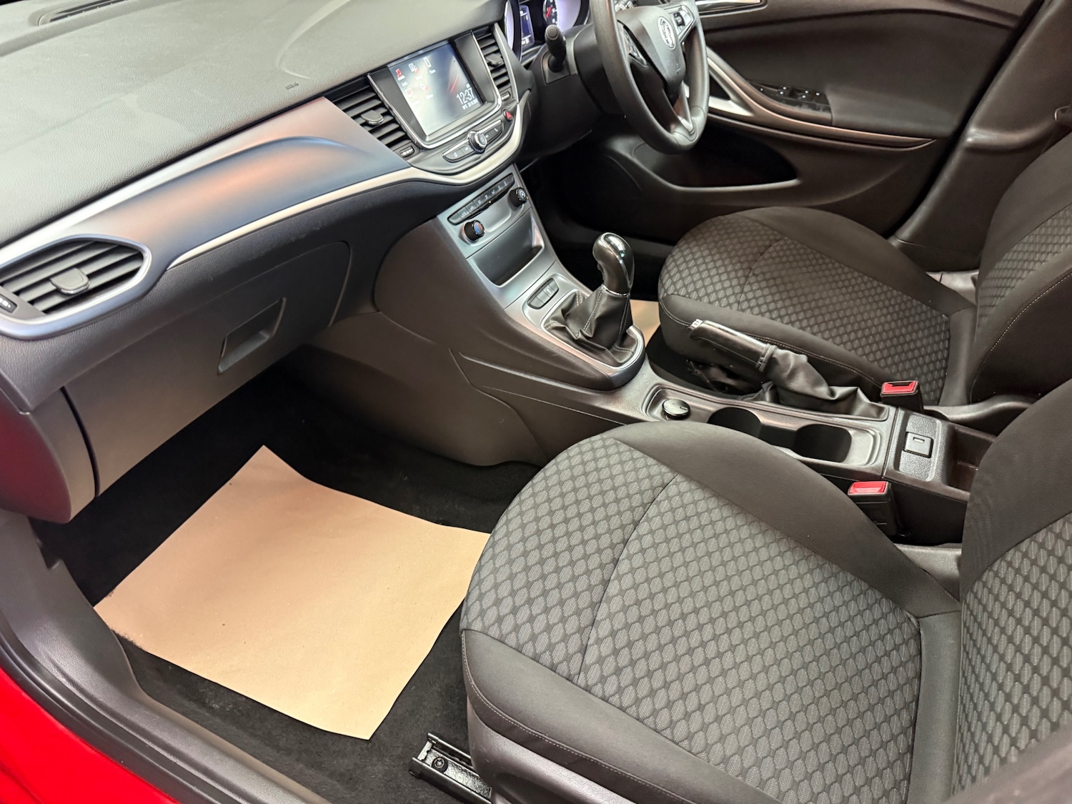 Used Vauxhall Astra 2018 for sale - 77630040: Photo 10