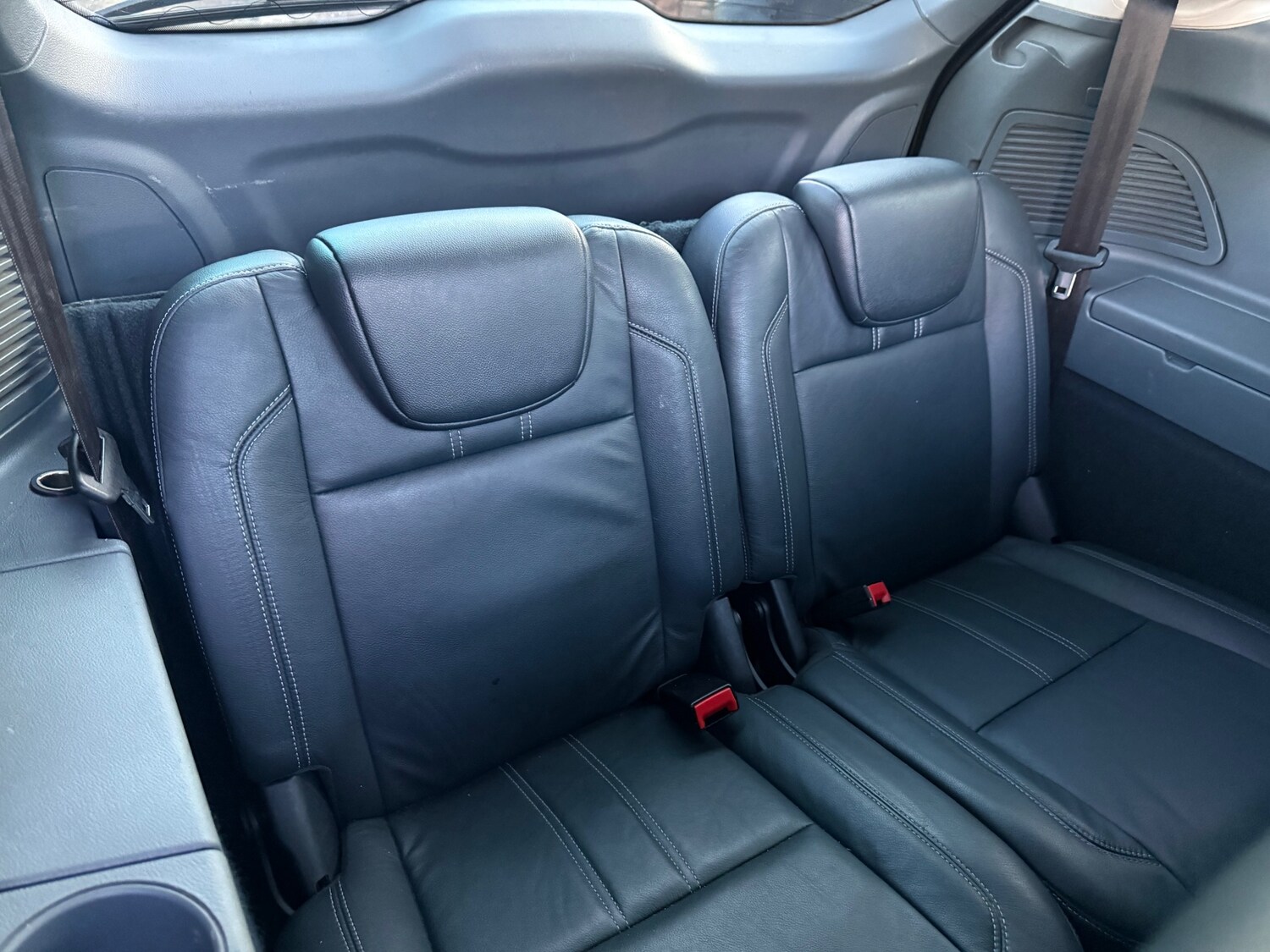 Used Ford Grand C-Max 2011 for sale - 77656441: Photo 11