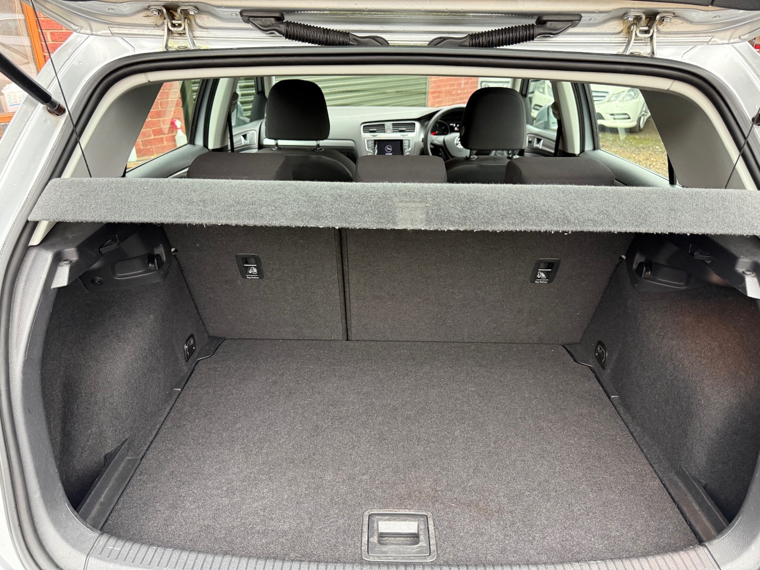 Used Volkswagen Golf 2013 for sale - 76541540: Photo 12