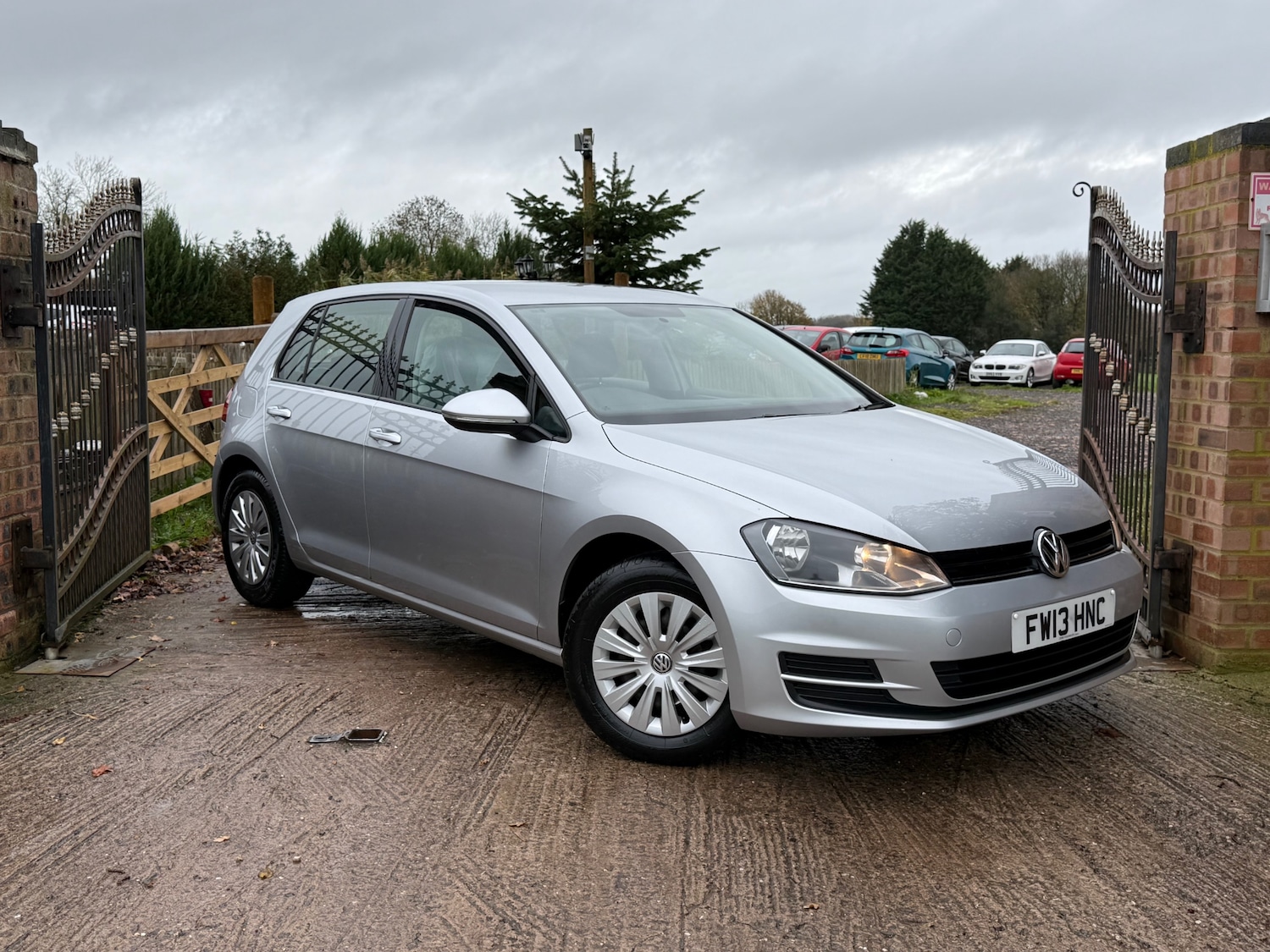 Used Volkswagen Golf 2013 for sale - 76541540: Photo 3