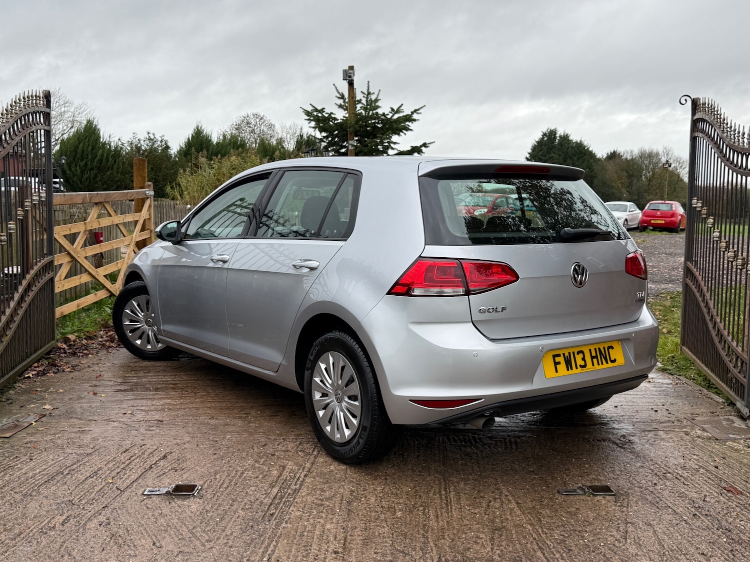 Used Volkswagen Golf 2013 for sale - 76541540: Photo 5