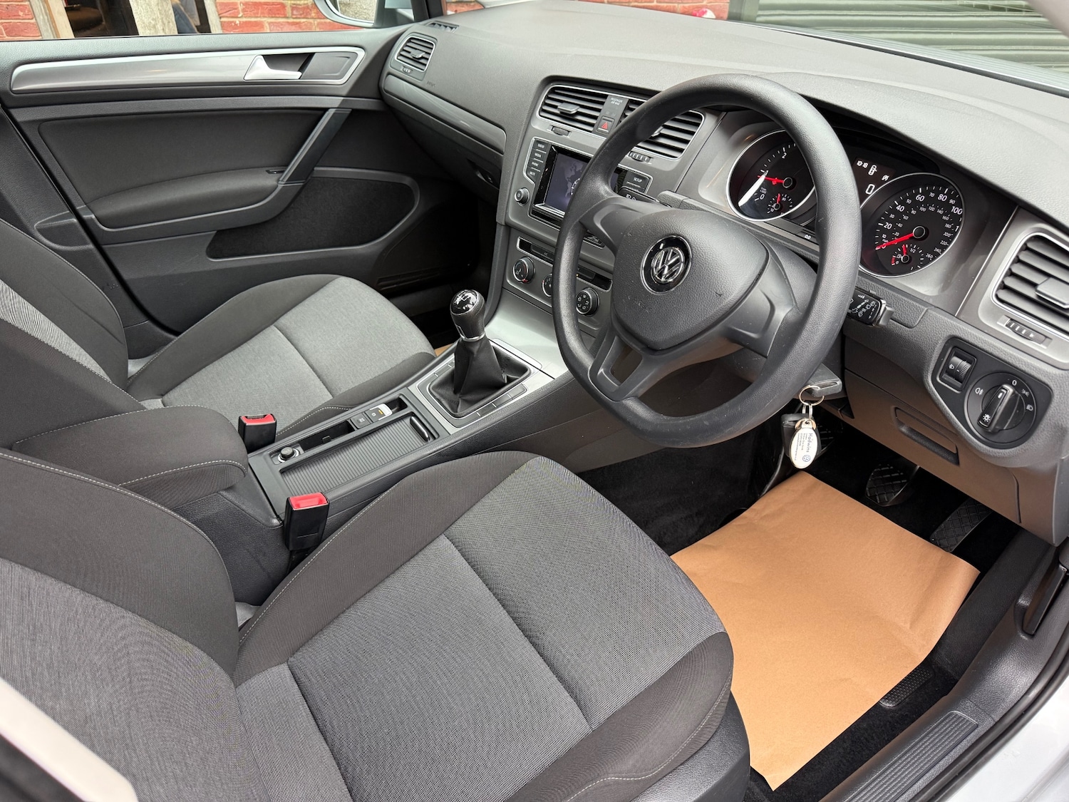 Used Volkswagen Golf 2013 for sale - 76541540: Photo 9
