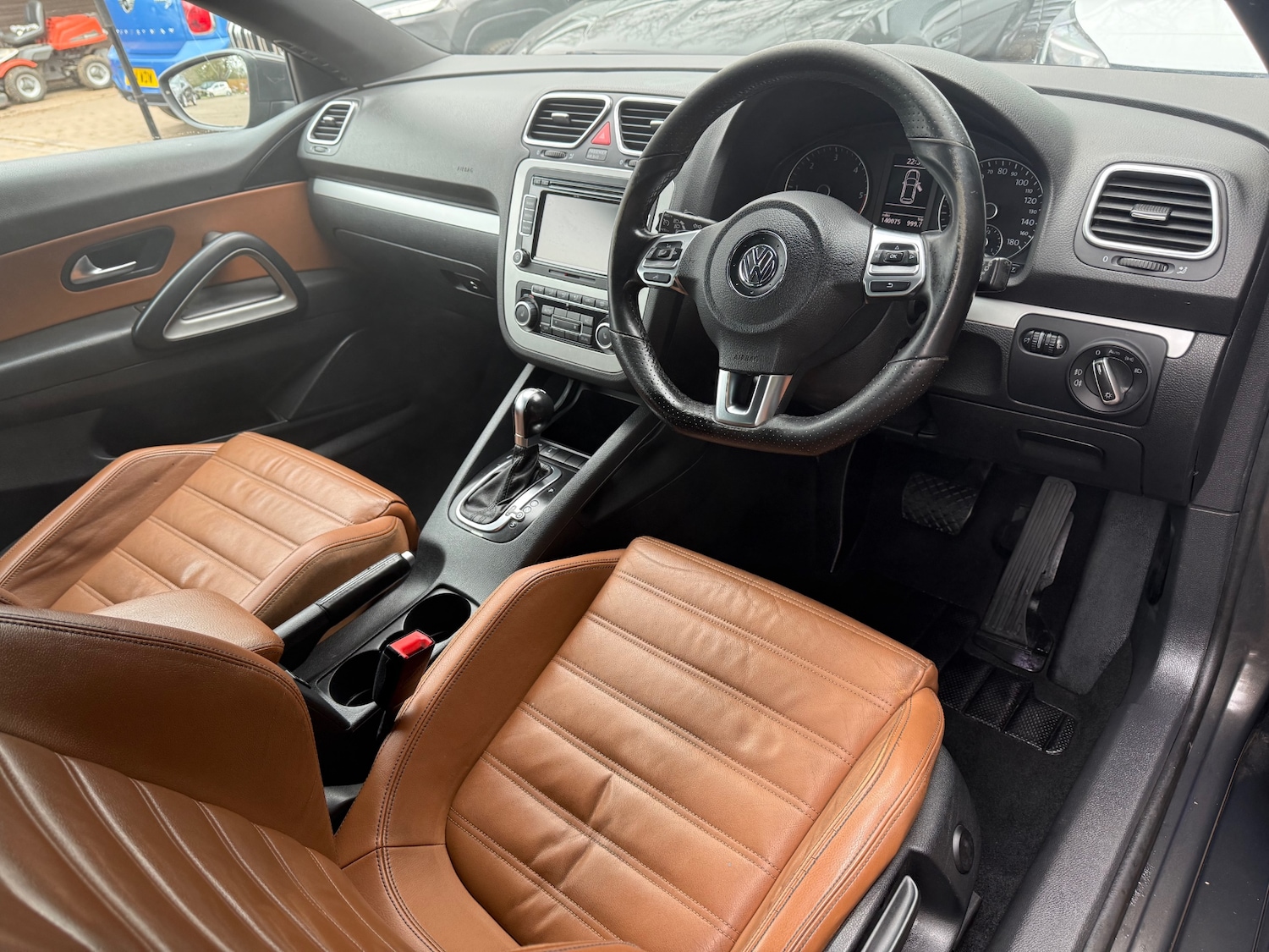 Used Volkswagen Scirocco 2010 for sale - 78099037: Photo 9