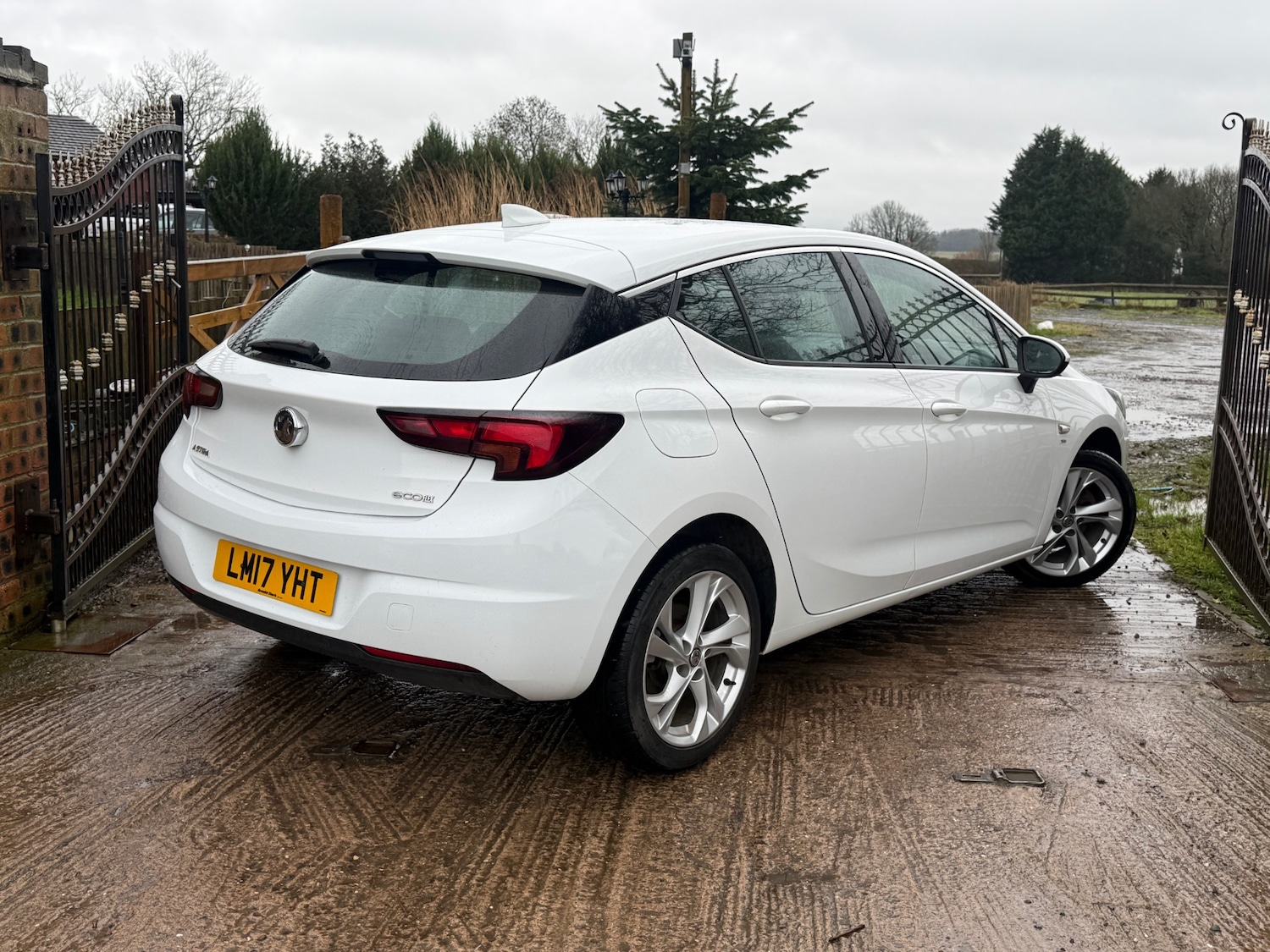 Used Vauxhall Astra 2017 for sale - 77460005: Photo 4