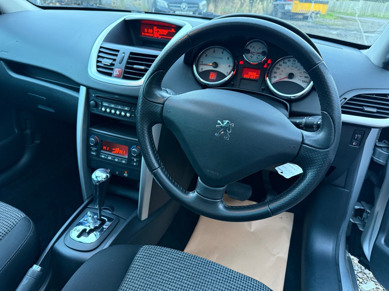 Used Peugeot 207 2009 for sale - 77240184: Photo 14