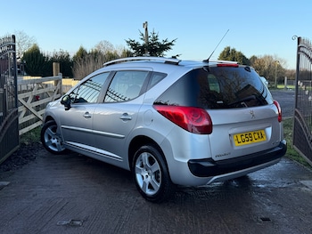 Used Peugeot 207 2009 for sale - 77240184: Photo